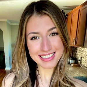 Meet your Posher, Nensi